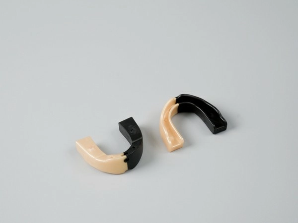 ダブルインジェクション成形 ダブルインジェクション成形